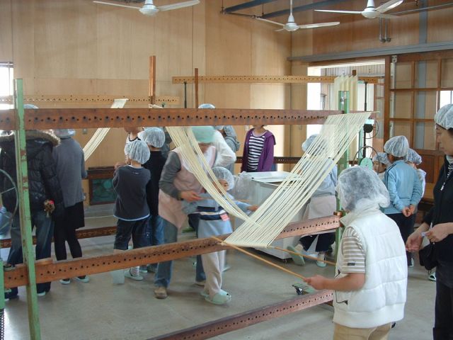 瀬戸内海 小豆島の海で漁業体験ビーチ付きリゾートホテル、シータイガーアイランドイン小豆島