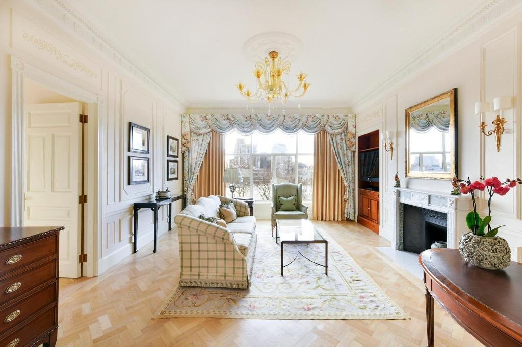 ザ サボイ ロンドン ：