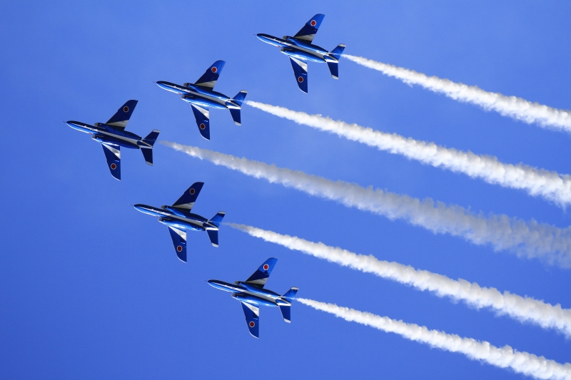 海遊館から見るブルーインパルスの絶景！大阪万博2025の感動を味わう : Trending News