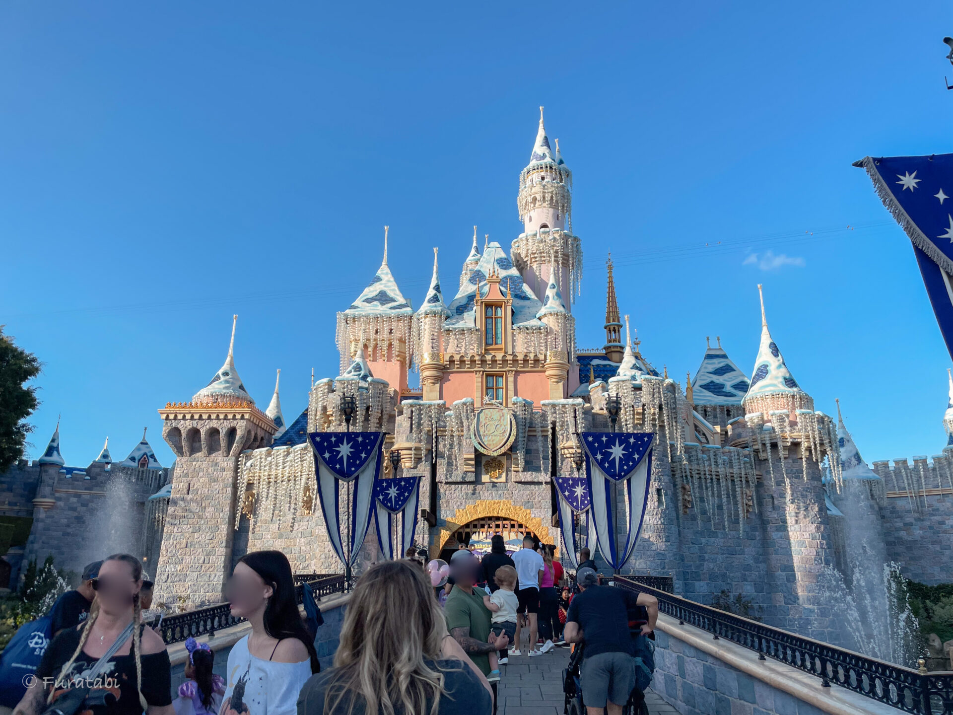 絶対に乗るべき！カリフォルニアディズニーランドの人気アトラクションBEST10RETRIP リトリップ