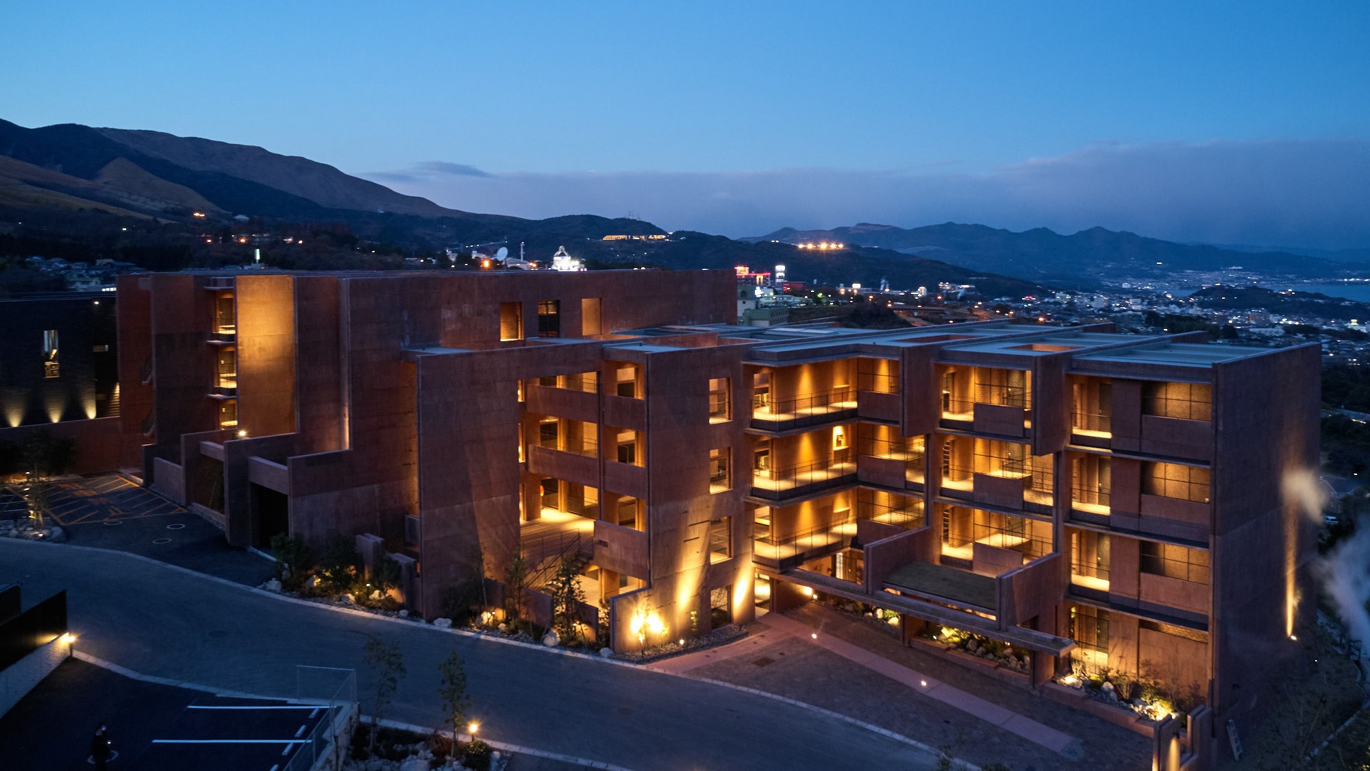 ガレリア御堂原 別府温泉 爆買いスター☆恩返しで大分出身の女優・森七菜さんも紹介！別府で今最もオシャレなホテル、ガレリア御堂原！東京ホテル宿泊コンシェルジュ