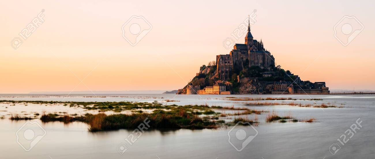 海に浮かぶ巡礼地。フランス屈指の世界遺産『モン・サン・ミッシェル』旅時間