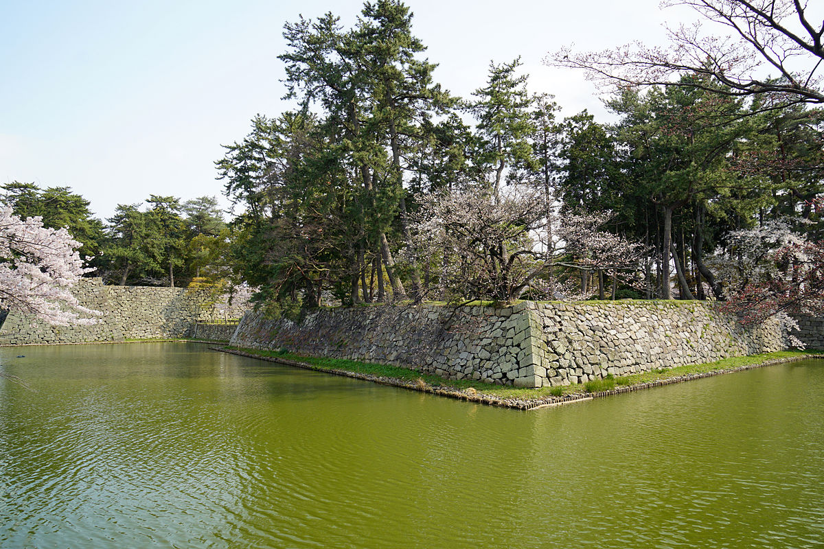 津城跡お城公園見どころ - 津市
