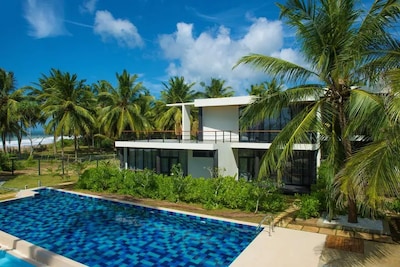 ドルメロホテル スリランカ ヒッカドゥワビーチ ヒッカドゥワ