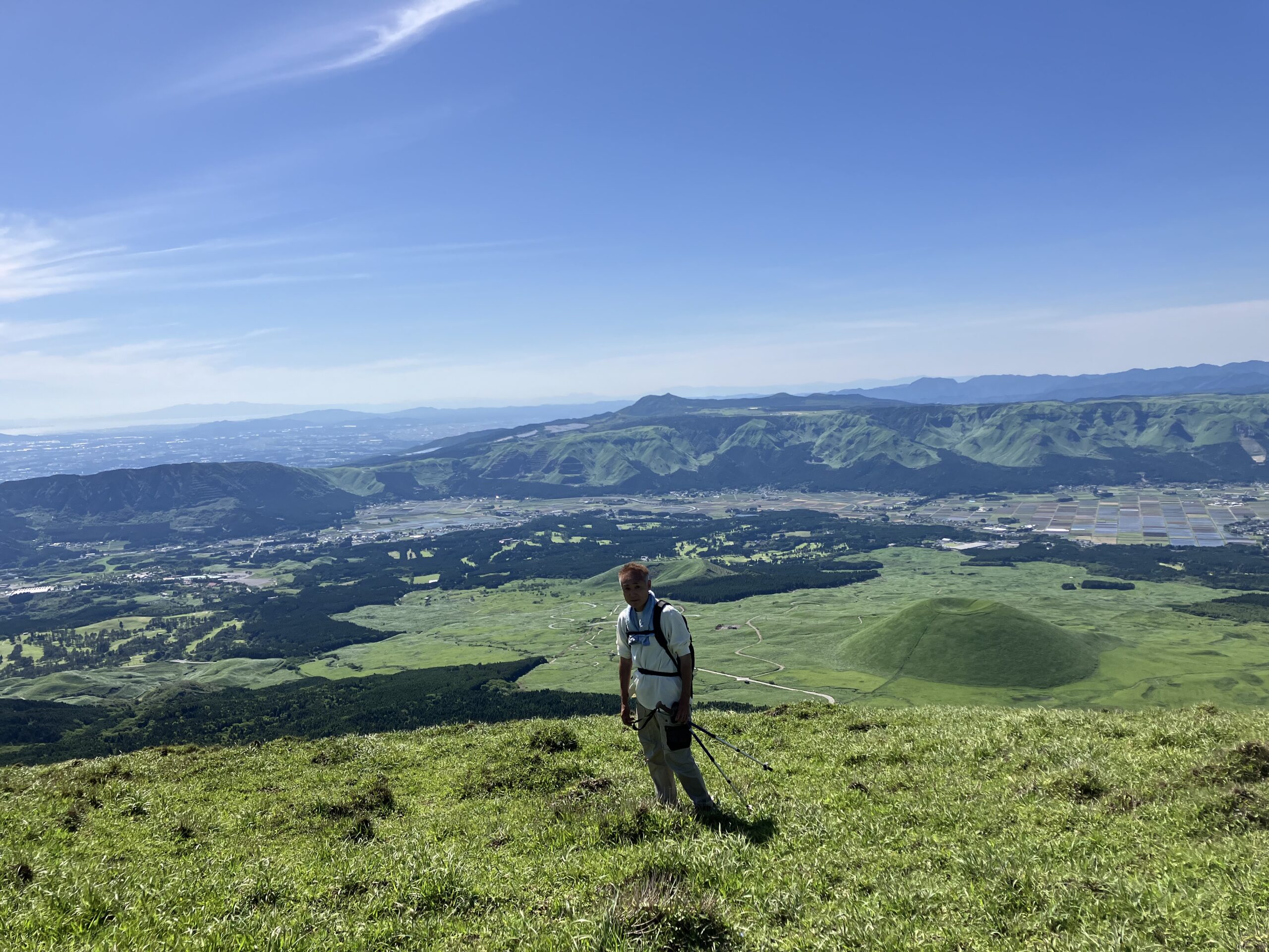阿蘇内牧温泉に宿泊烏帽子岳・杵島岳トレッキング - 福博ツアー福岡・博多や糸島、志賀島、壱岐の旅ならおまかせください