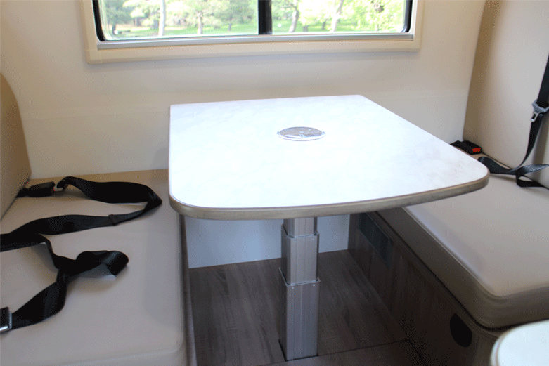 レンタルキャンピングカーで海・山・川を48時間で制覇 プレシャス・モストRV マルスキャンピングカーはレンタルキャンピングカーネット