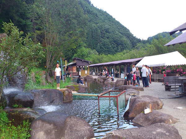 太田川緑地 三滝橋西詰広島バーベキュー宅配センタ