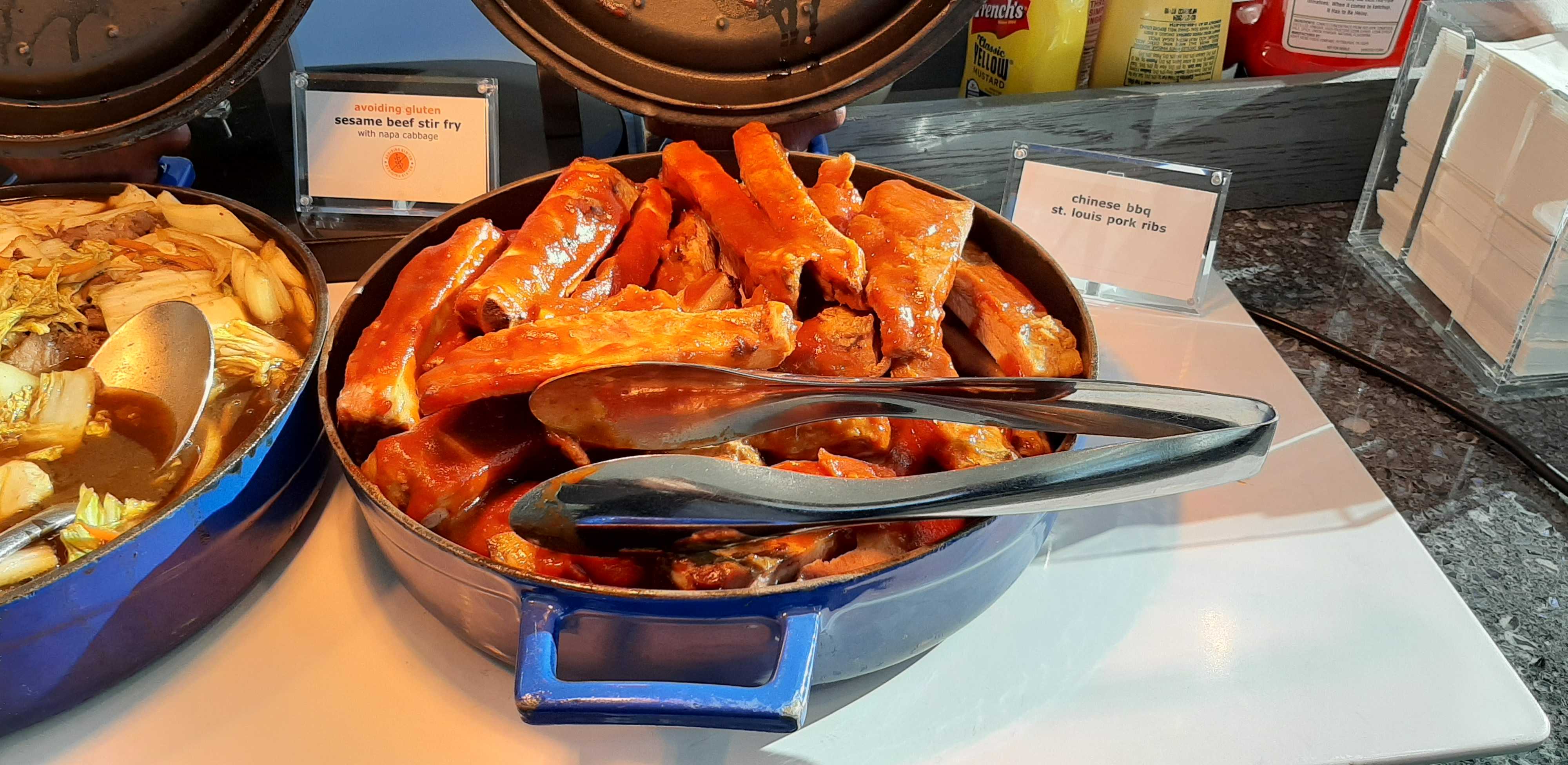 シアトル・タコマ国際空港The Club SEA コンコースA プライオリティパスで無料のラウンジビリオンログ