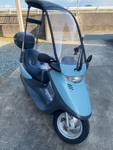 カッコイイ屋根付きバイクの屋根部分のデザインの副業・在宅・フリーランスの仕事イラスト制作の求人・案件なら ランサーズ