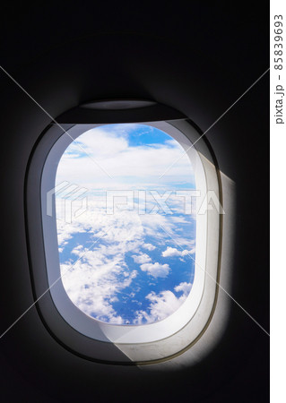 飛行機の窓から見える綺麗な景色の写真素材85839693- PIXTA