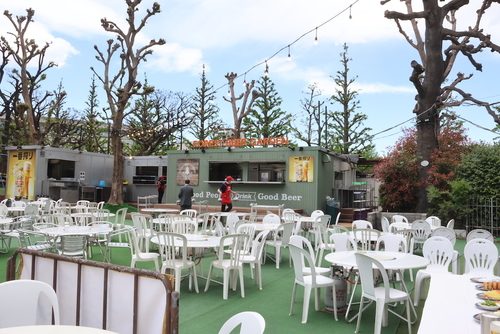 上越妙高駅東口にビアガーデンが登場！ 8月11〜14日 -