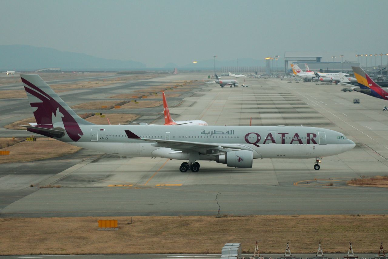 カタール航空に乗ってドーハ経由でパリに行く 西欧周遊巡検 10-01 - twinrail.log