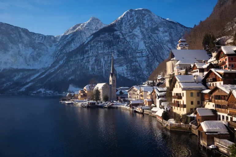 冬にこそ訪れたい！雪に包まれた幻想的なヨーロッパの町絶景７選TABIZINE～人生に旅心を～