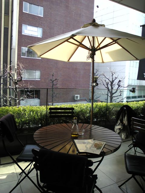 ブルーボトルコーヒー 渋谷カフェ」が北谷公園内にオープン！開放感たっぷりで居心地良すぎ♡人気のメニューやアクセスもチェック♪itSnapマガジン