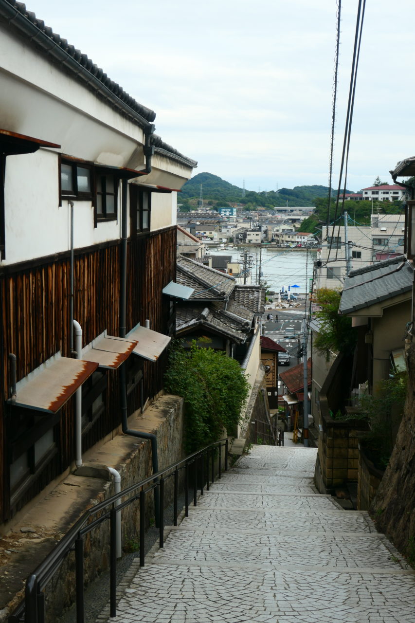 ◇ 尾道・千光寺新道あたりでちょっとへばる。 - 冬来たりなば春遠からじ2.0 Daily