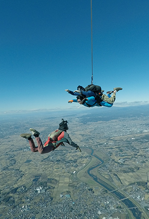 体験タンデムスカイダイビングレッツスカイダイビング － 藤岡スカイダイビングクラブ