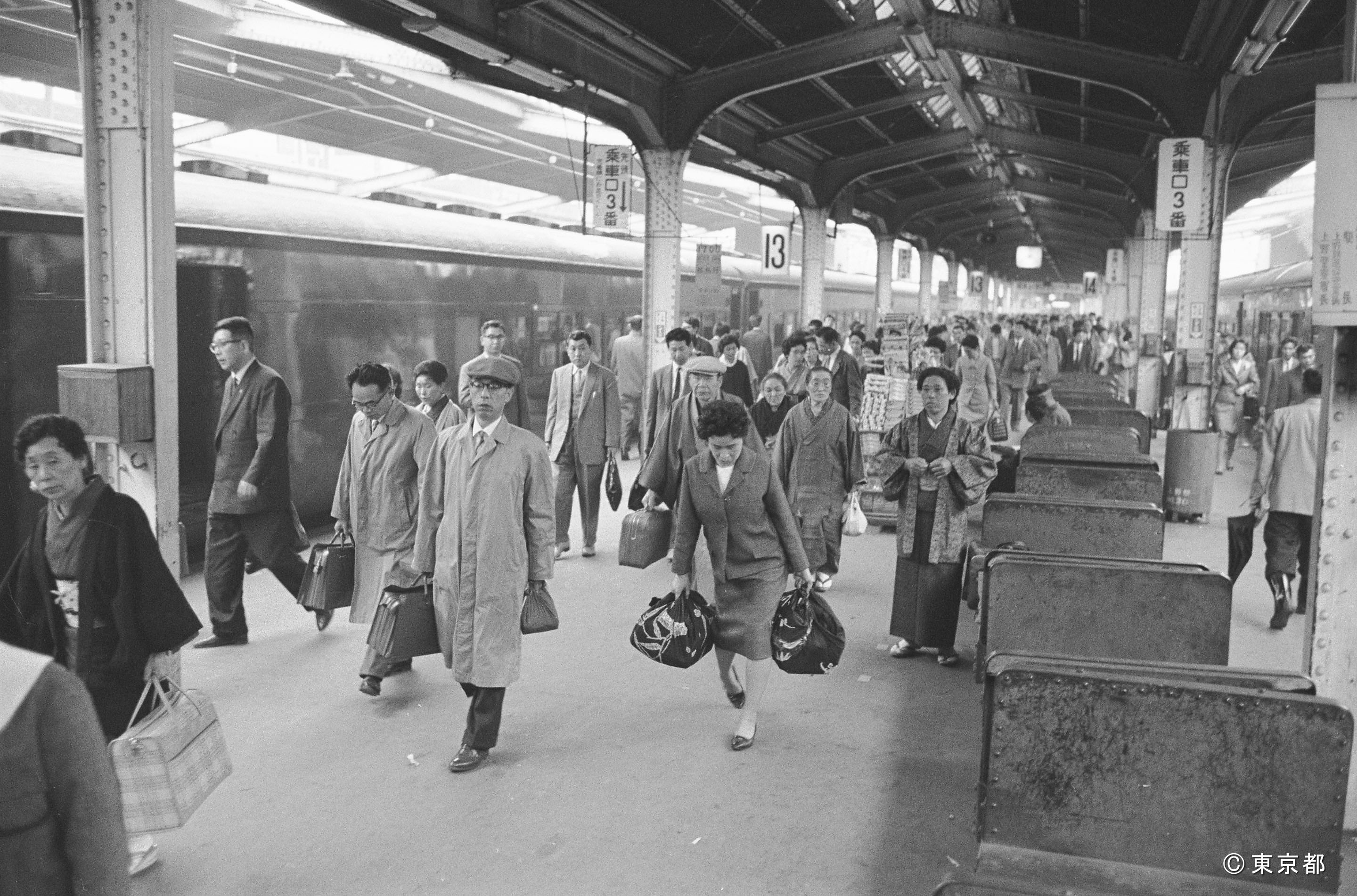 東京駅八重洲口 - 都市徘徊blog