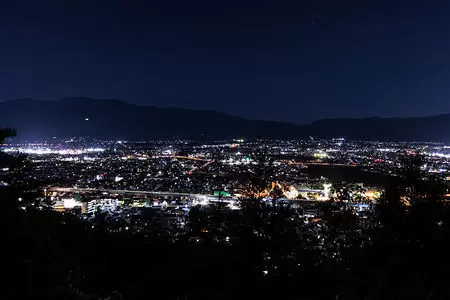 トレッキングガイド 福島市のシンボル「信夫山」を歩こう！ 駐車場ガイドつき旬のおすすめ福島市観光ノート