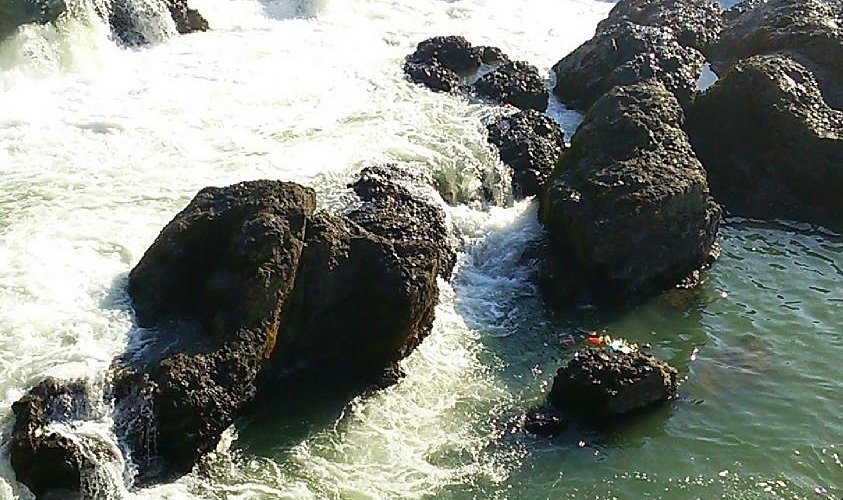 奇岩と急流が魅せる圧巻のパノラマ！飛び鮎の名所・加東市の『闘竜灘』 加東市 - Yahoo!