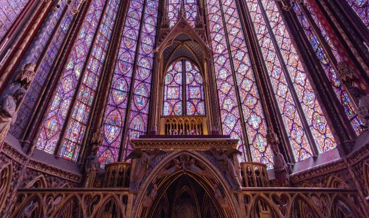 パリで最も美しいステンドグラス「サントシャペル教会」見所ガイドフランストラベルjp 旅行ガイド