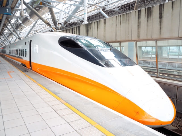 台湾新幹線 高鉄 乗り放題 周遊券 2日3日5日パス