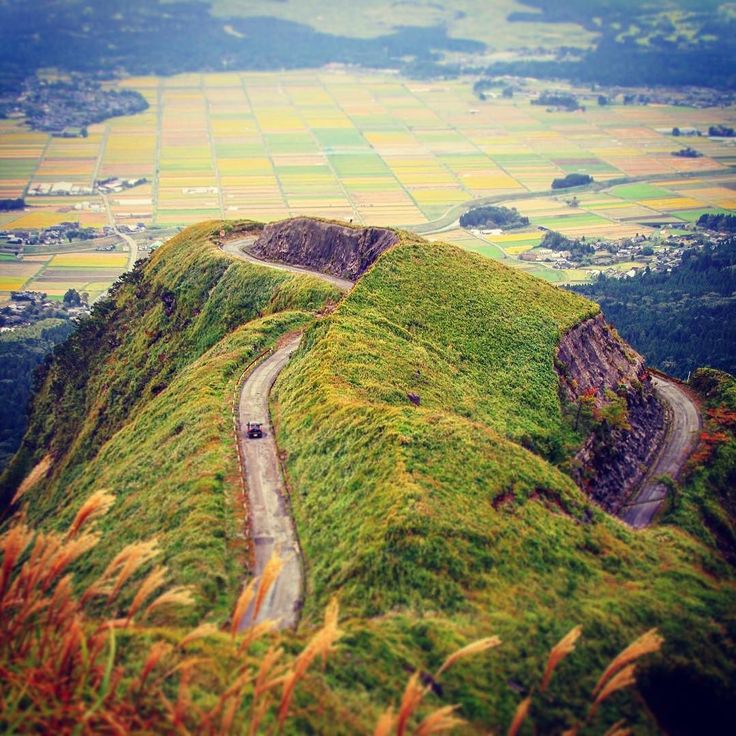 No:036 熊本県 阿蘇の空を走る「ラピュタの道」！！熊本地震で崩れたその絶景を偲ぶ！