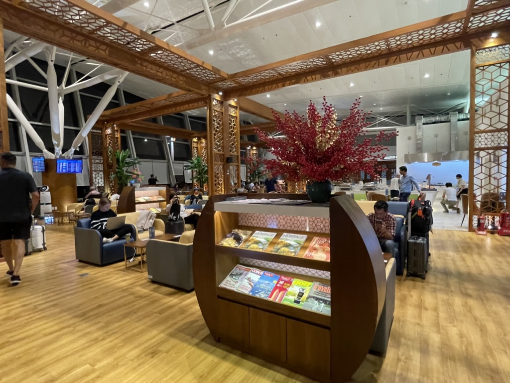 ハノイ：ノイバイ国際空港ビジネスラウンジGetYourGuide