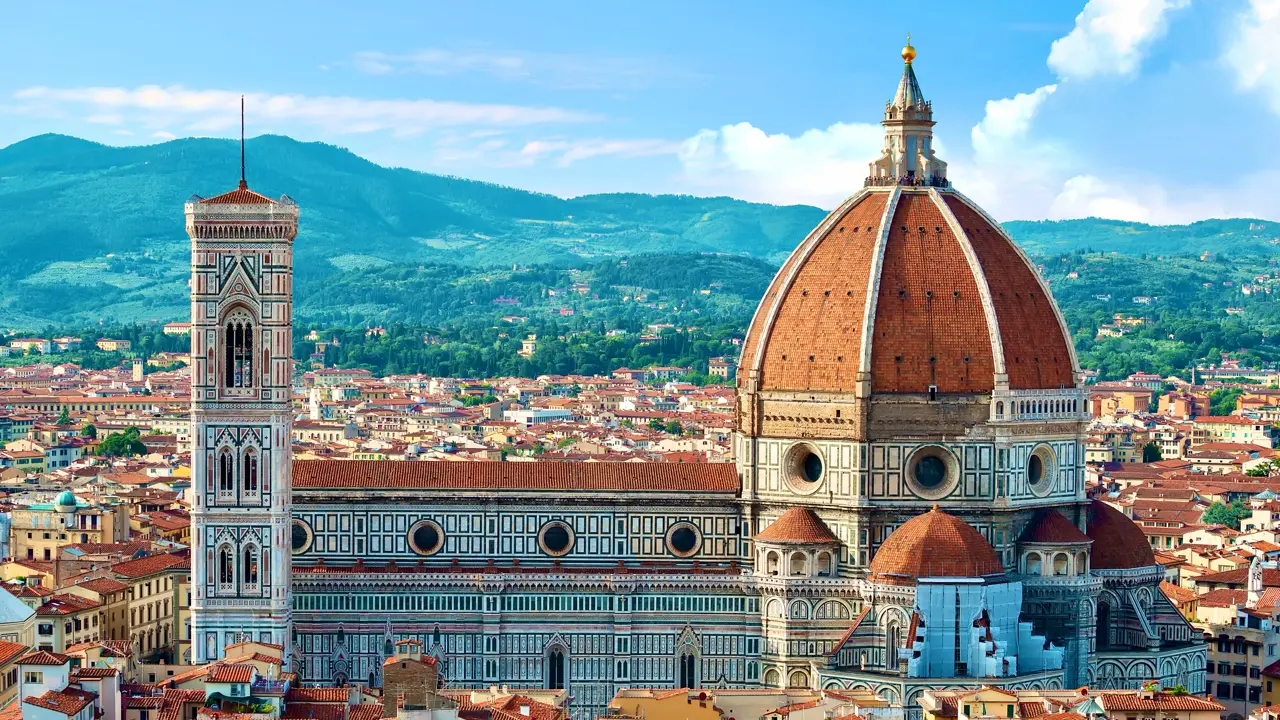 サンタマリアデルフィオーレ大聖堂でイタリアフィレンツェ - サンタ・マリア・デル・フィオーレ大聖堂のストックフォトや画像を多数ご用意