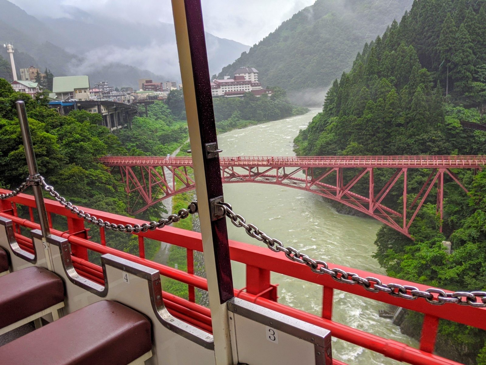 あなたの考えた名称が、富山県の新観光ルートの名称に！ 黒部峡谷と立山黒部アルペンルートを結ぶ、 新観光ルート名称募集！！富山県