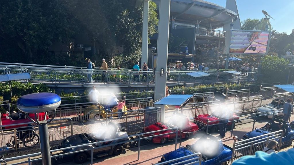 初めてのカリフォルニアディズニー！乗ってよかったアトラクション6選 待ち時間付き- きよのいえ