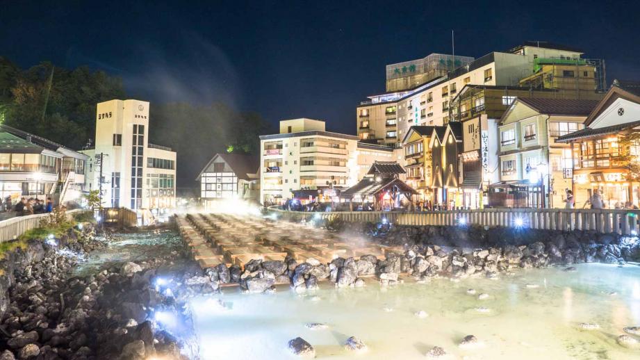 名古屋から茨城へ！爽やかなブルーに包まれた国営ひたち海浜公園のネモフィラ畑でプロポーズ♪