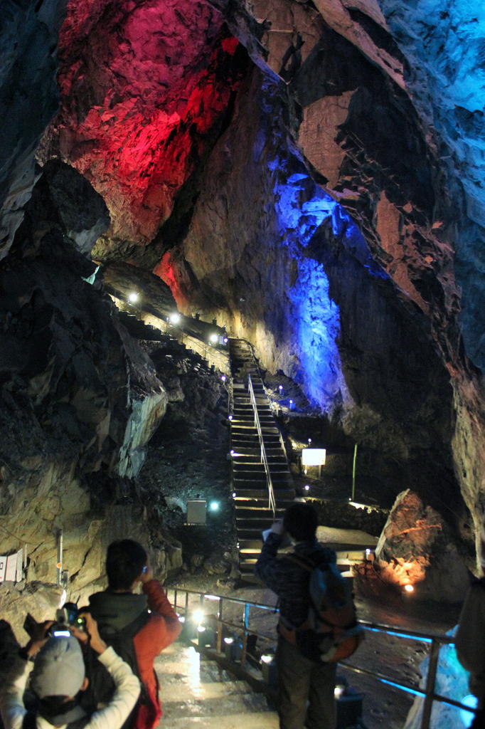 日原鍾乳洞 - 見どころ、アクセス