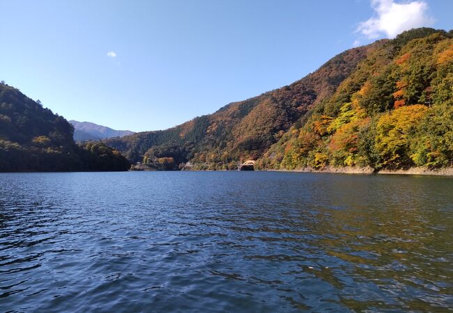2018.12.16 奥多摩湖に浮かぶドラム缶橋@麦山の浮橋 :