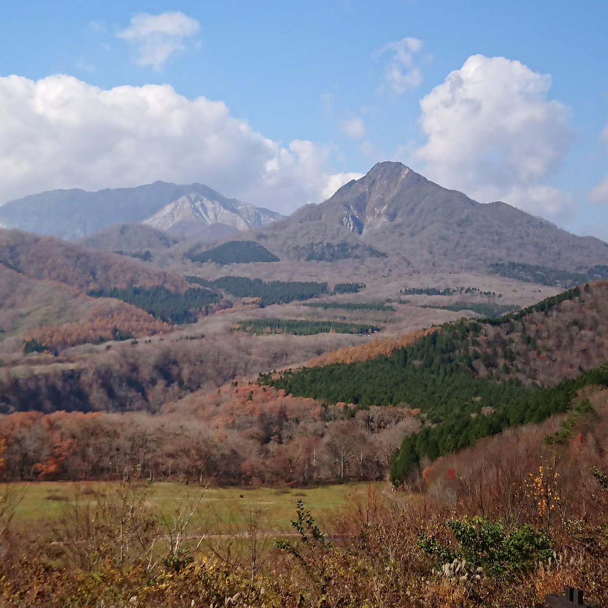 蒜山大山スカイライン鬼女台展望からの秋景色の写真素材72930719- PIXTA
