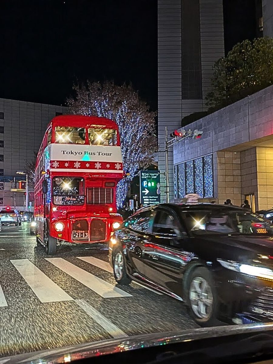 2024年六本木ヒルズ けやき坂イルミネーション 開催期間、時間旅兵衛今こそ行きたい！50歳からの日本の名所をゆったり車で巡る観光モデルコース