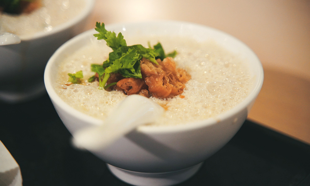 台湾朝食レポ ミシュランのビブグルマン獲得「フーハンドウジャン 阜杭豆漿 」へ！どのくらい並ぶ？おすすめメニューは？Pouch ポーチ