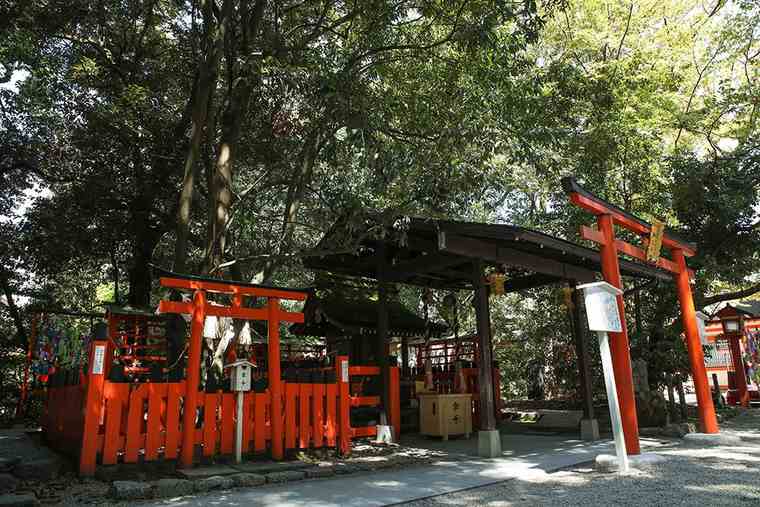 縁結びの聖地で「紫式部」と「ベルばら」が良縁成就賀茂御祖神社のプレスリリース