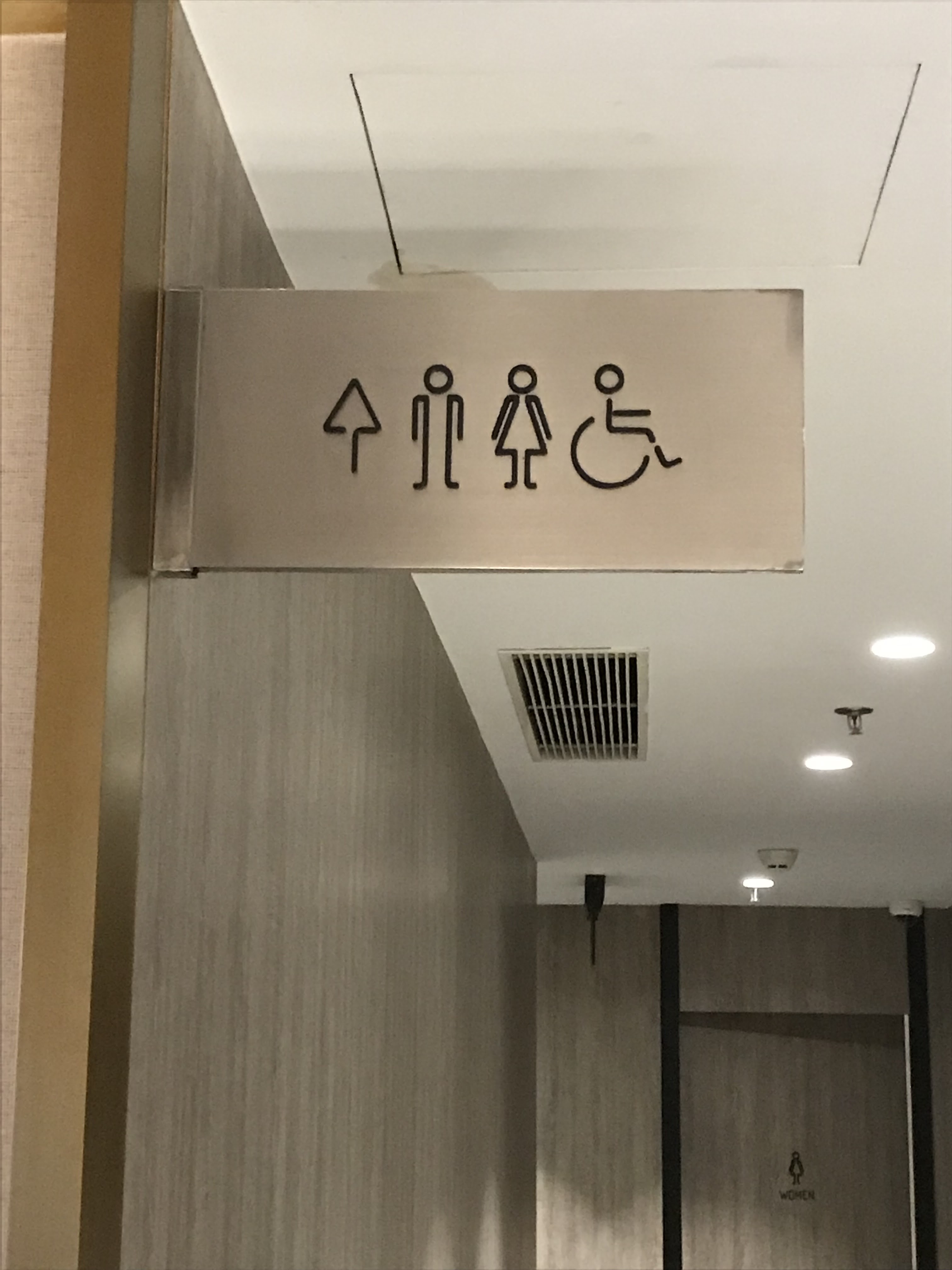 ジャカルタ の ジャカルタ スカルノハッタ空港CGKプラザ