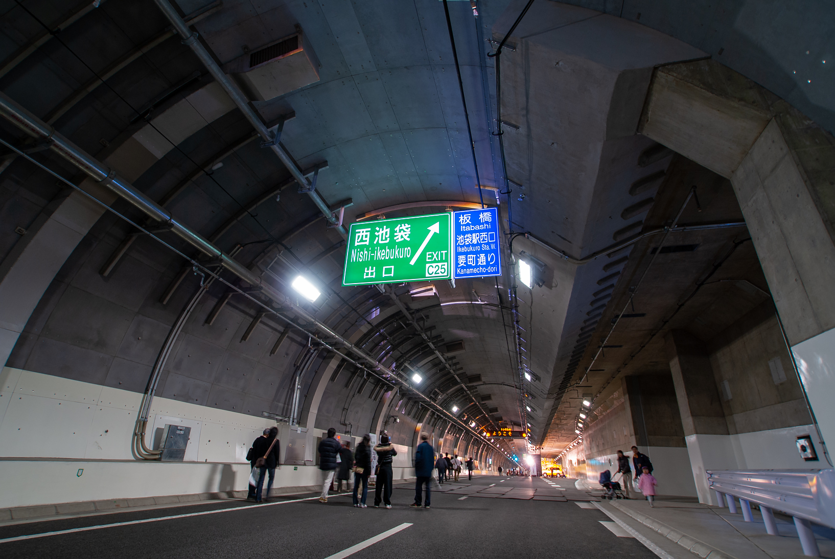 首都高速道路 中央環状品川線 山手トンネル開通初日 – ラジエイト