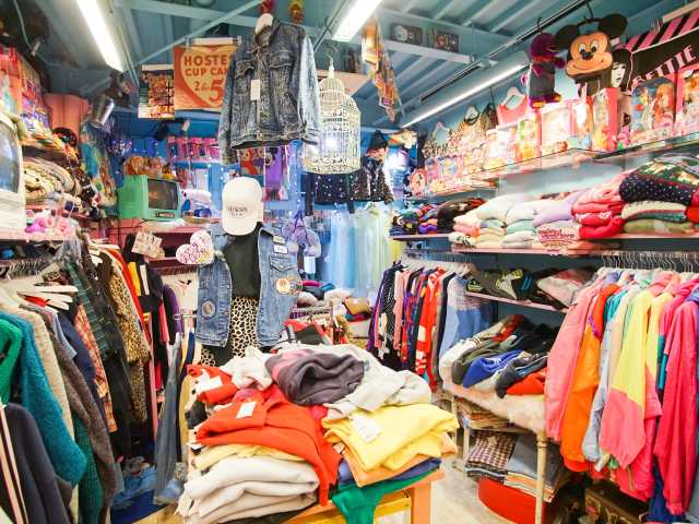 原宿 竹下通りのアーチ 写真素材2692747- フォトライブラリ