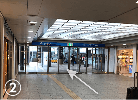 千里中央駅改札画像.net