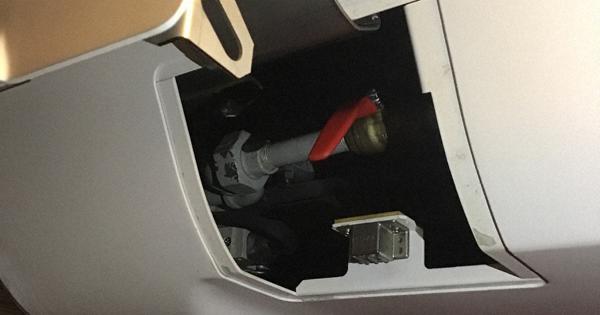 新幹線の客席のドアって全部開けたら繋がっているのだろうか？” “コロナ禍の人のいない新幹線が懐かしい。また観たい、撮りたい！”突然ですが皆さま、そう思ったことはないでしょうか？ 長野新幹線車両センターでは6月1日