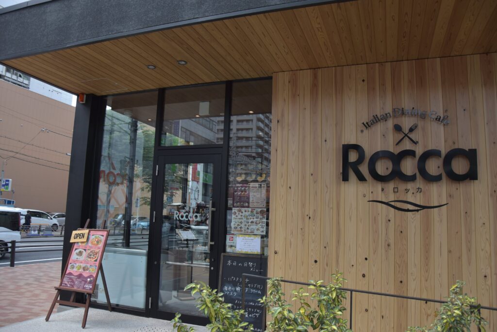 兵庫 阪神尼崎 「ホリーズカフェ 阪神尼崎駅前店」エーゲ海に憧れて