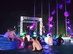 プール営業始まりました！グリーンピア八女 今年もプール営業スタート！🚩 標高460mと高い場所にあるのでひんやり涼しく地下から水汲み上げた水なので