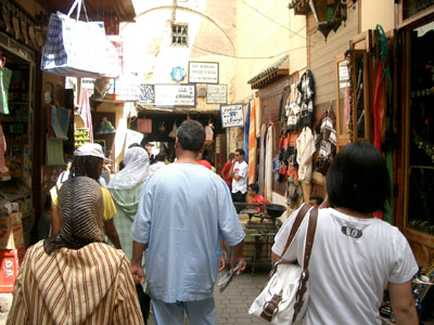 アガファイ砂漠でサンセットディナー モロッコ 家族旅行記ロンドン暮らし