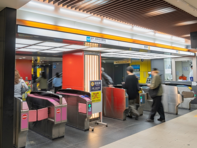 乗り換え 浅草駅「都営浅草線 雷門方面改札 」から「銀座線」 撮影