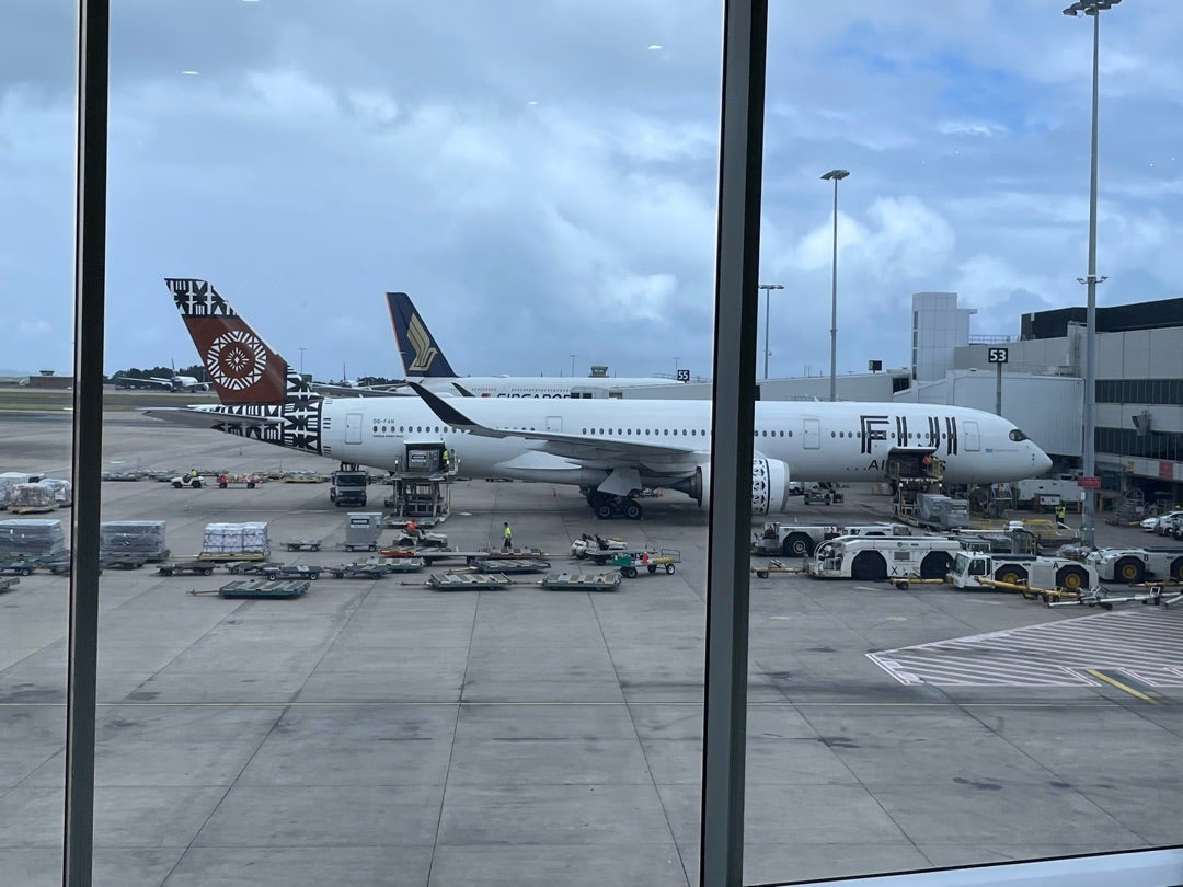 迷わない エミレーツ航空・ドバイの乗り継ぎガイド！海外旅行のスカイクルートラベル