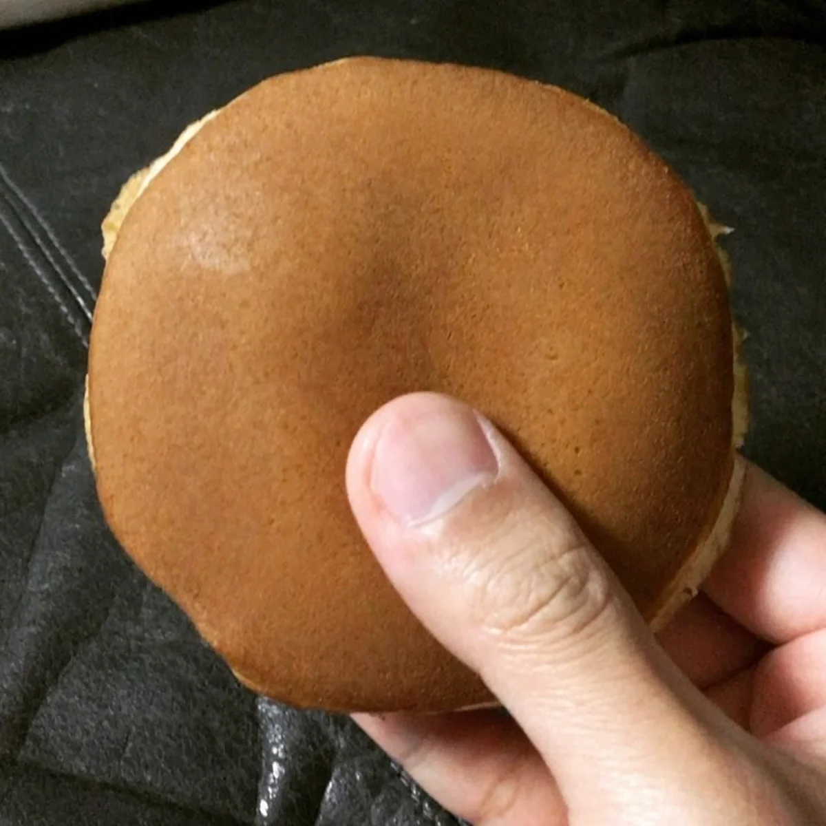 池袋「すずめや」にて どらやき :