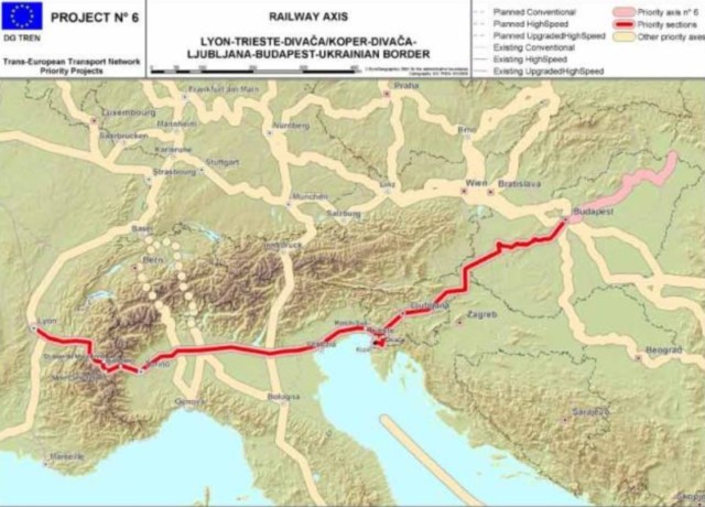 スロベニア 行政区分図ベクター地図素材のダウンロード販売アフロモール