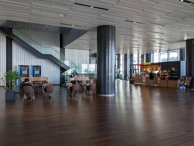 梅田 2022年2月に竣工した大阪梅田ツインタワーズ・サウスURBAN NOTES -トシノヲト